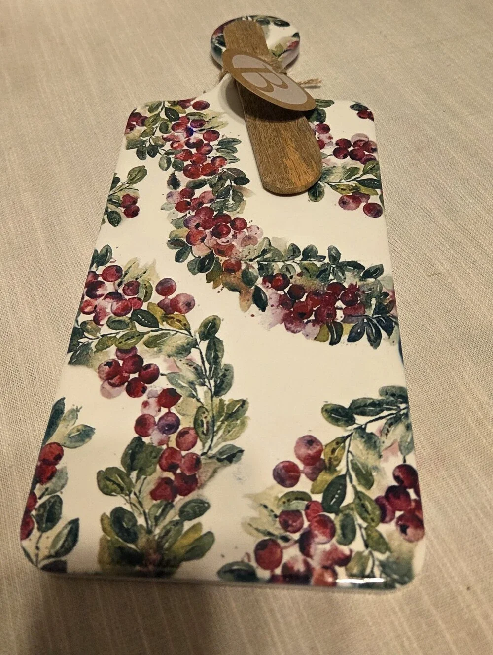 White & Berry Ceramic Serving Board, Serving Dish And Napkins.. New With Tags